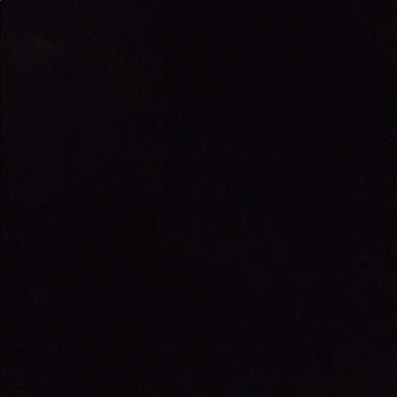 Meet your Posher, Lisa - Picture 1 of 1